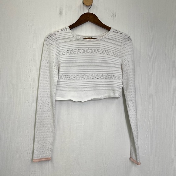 Free People - White Open Fun Design Long Sleeve Trimmed Pink Crop Top Medium - Picture 8 of 12